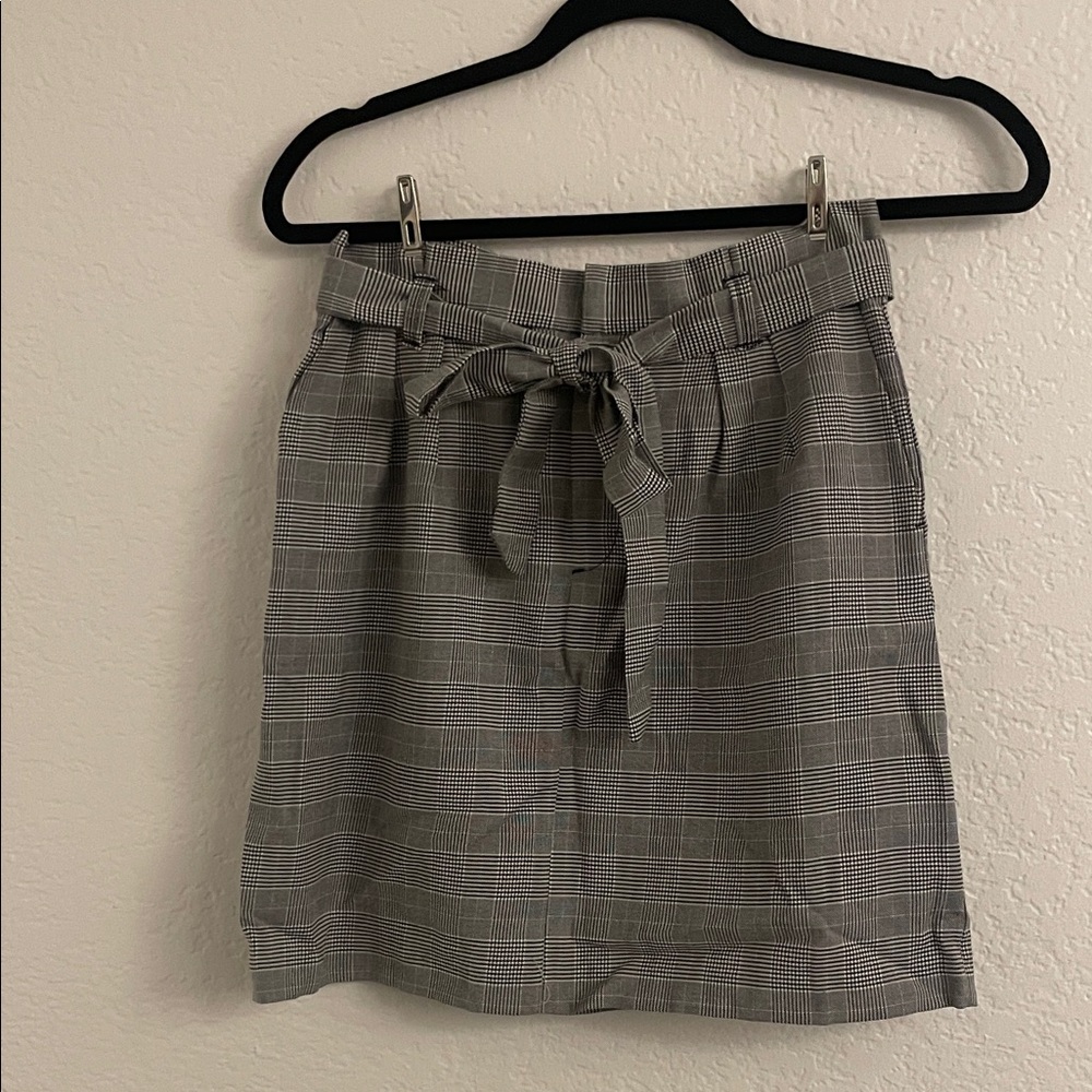 Banana Republic Black and White Plaid Pencil Skirt